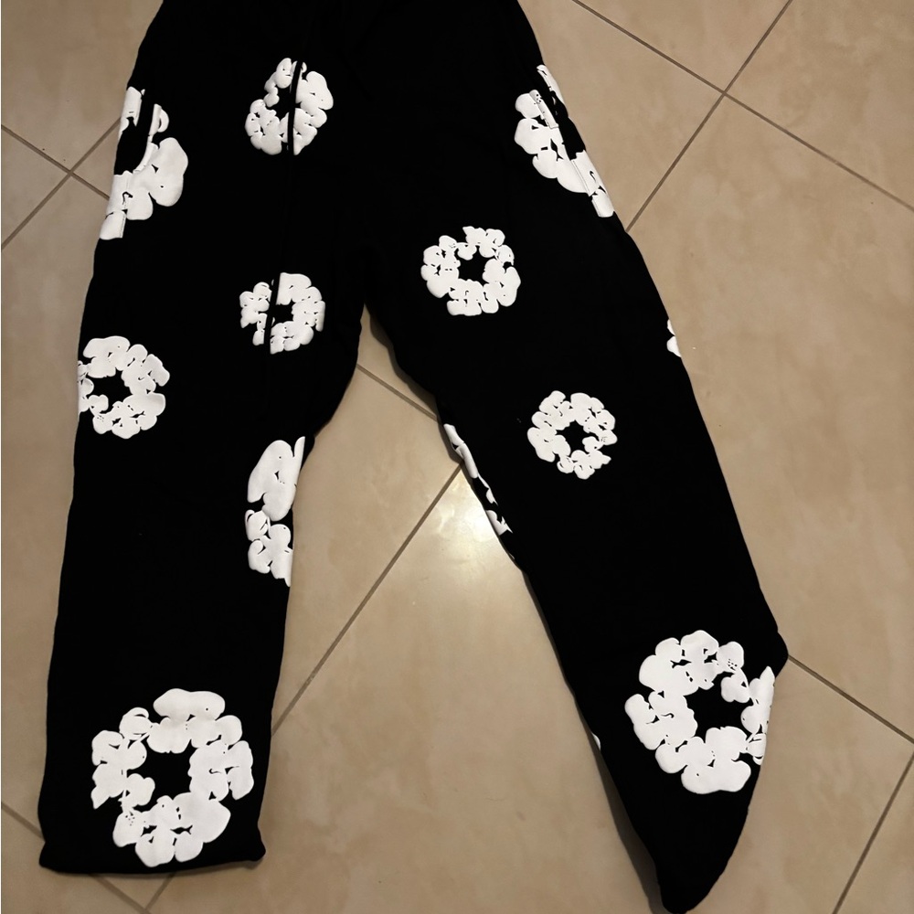 Men's Demin Tear Black and White Patterned Pants